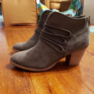 Very G. Booties. Size 8.5.